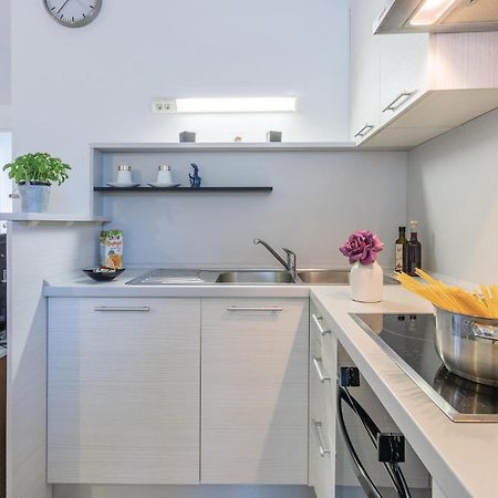 Amazing Apartment In Medulin With Wifi Zewnętrze zdjęcie