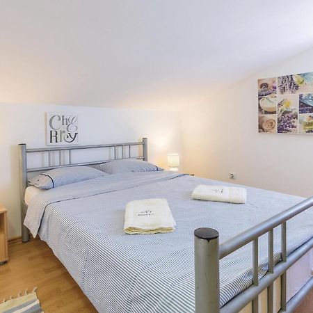 Amazing Apartment In Medulin With Wifi Zewnętrze zdjęcie