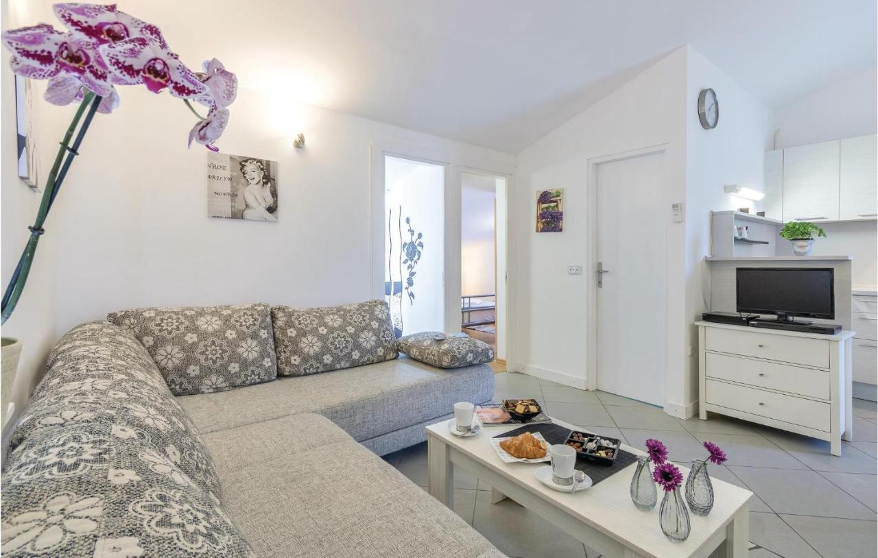 Amazing Apartment In Medulin With Wifi Zewnętrze zdjęcie